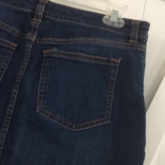 Universal threads blue jean skirt size 6/28. - Picture 5 of 10